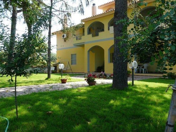 Affittacamere Il Laghetto Синискола Экстерьер фото